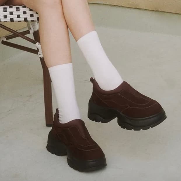솔트앤초콜릿 아콘 스니커즈