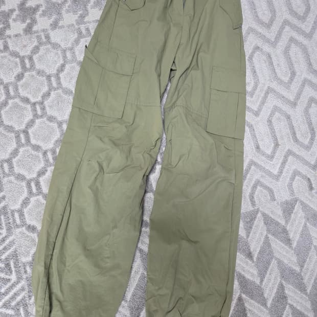 미드나잇무브
카키 카고 나일론 조거팬츠