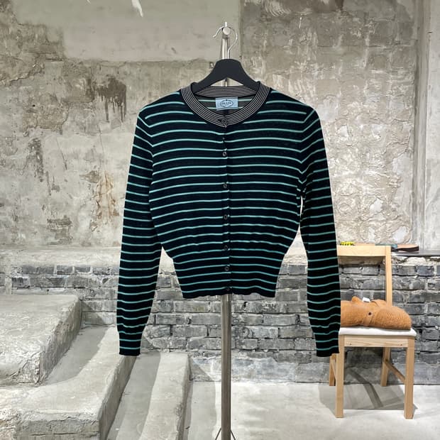 프라다 블랙 네온 스트라이프 니트 가디건