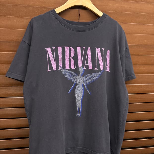H&M x 너바나 In Utero 밴드 반팔티 band tee 