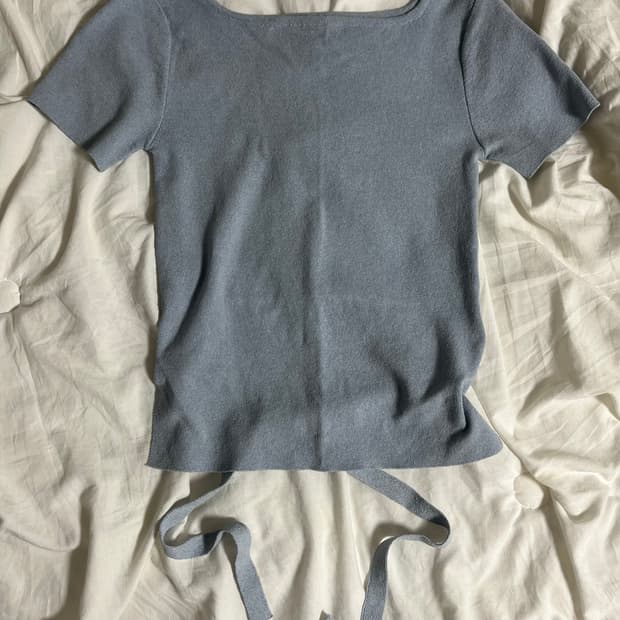 하늘색 백포인트 니트 반팔