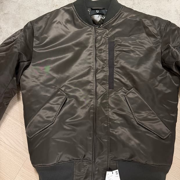 유니클로 질샌더 ma-1 M사이즈 새상품