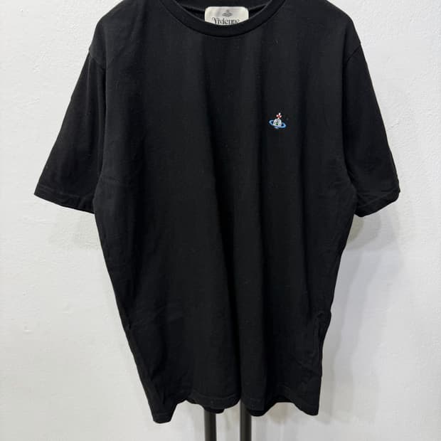 정품) 비비안웨스트우드 여성 블랙 반팔티 M