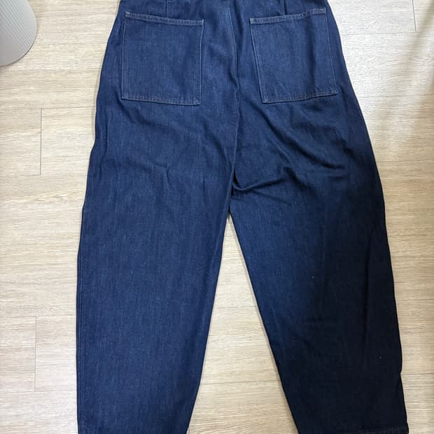 유니클로 인디고색 데님