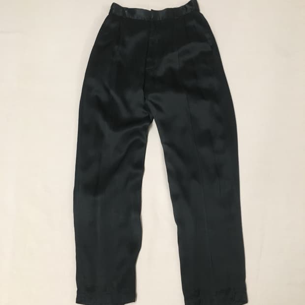 급처! 레이 빔즈 절개 슬랙스