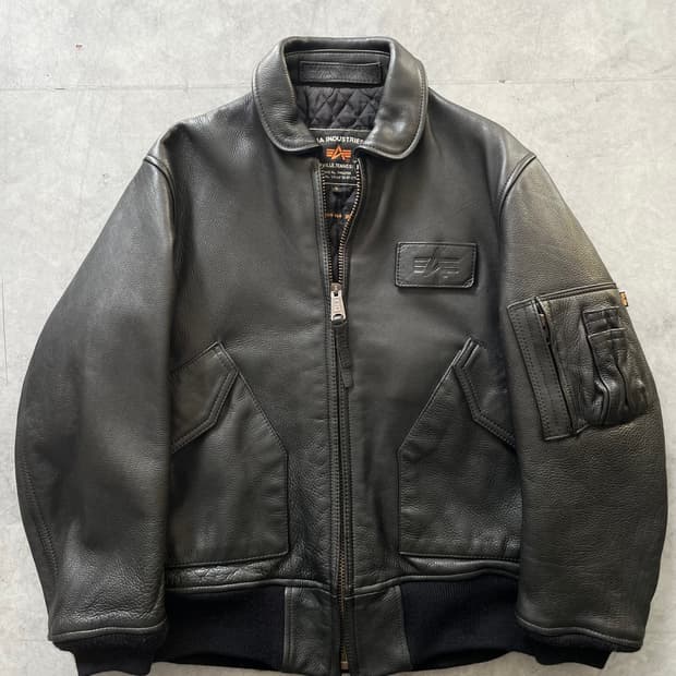 Alpha Industries 알파인더스트리 CWU 레더 자켓