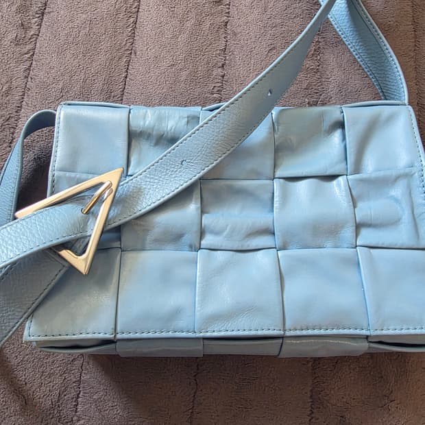 보테가 카세트백