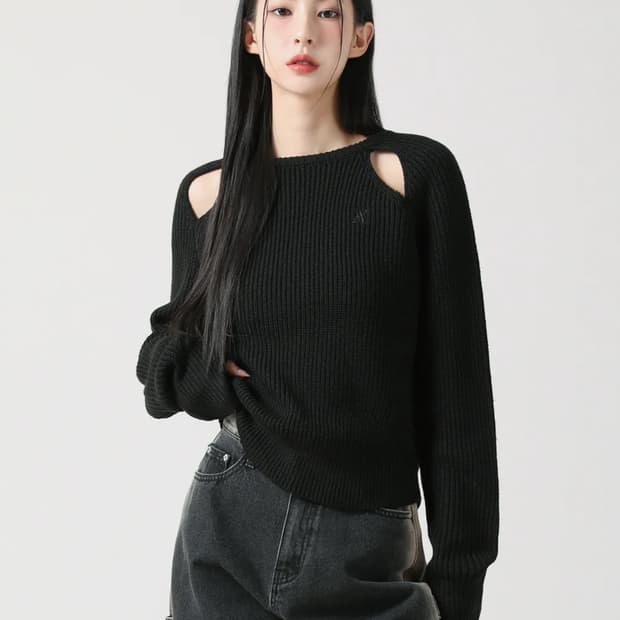 어반드레스 컷아웃 니트 블랙