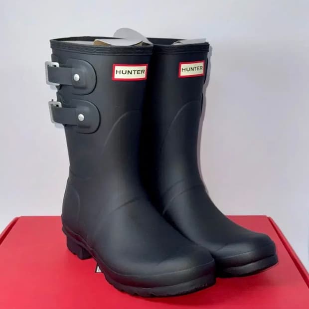 헌터  버클 숏 레인부츠 블랙 한정판 240mm