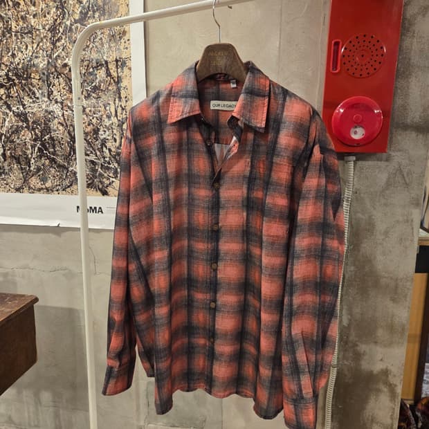 아워레가시 셔츠