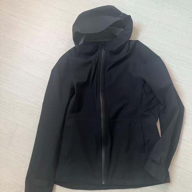 유니클로 블록테크 파카(블랙, L사이즈)