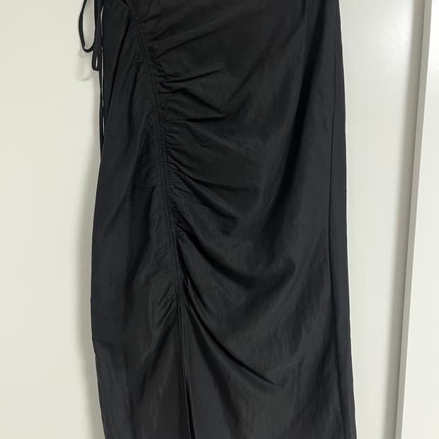 레이브 미디 스커트 블랙