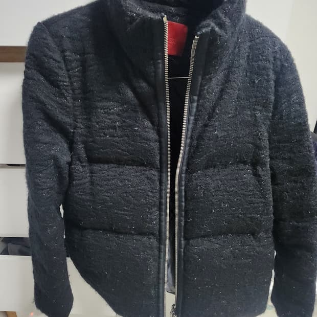 현대백화점.정품.몽클레어 여성패딩.4사이즈