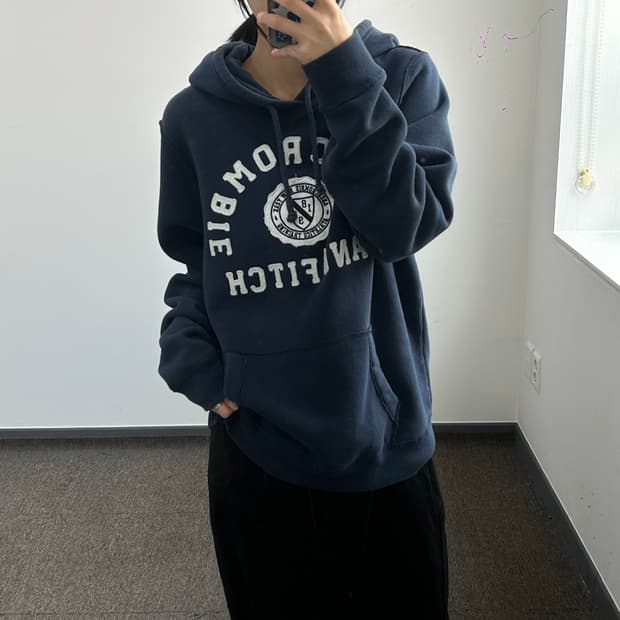 Abercrombie 아베크롬비 스펠아웃로고 네이비 후드티