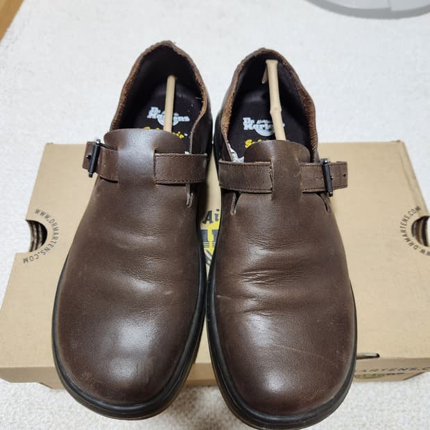 닥터마틴 메리제인 패트리샤 브라운 uk7(265추천)