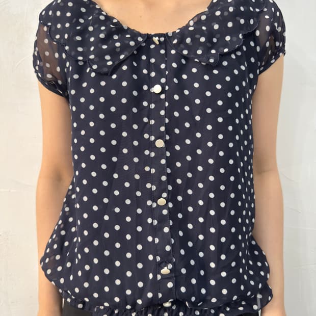 dot button blouse