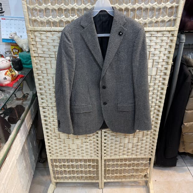 44/95 정품 나르디니 자켓 팝니다