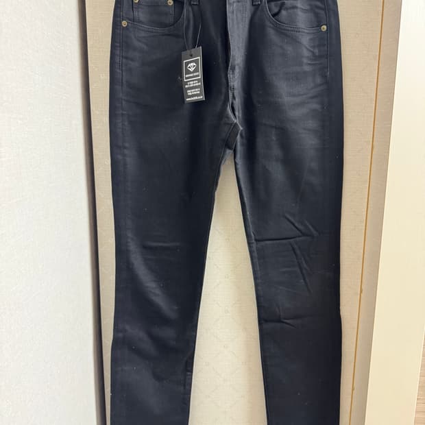 모드나인 / 블랙진 /31