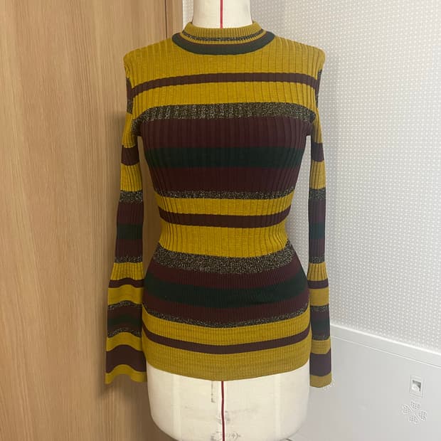 EGOIST 스트라이트 니트