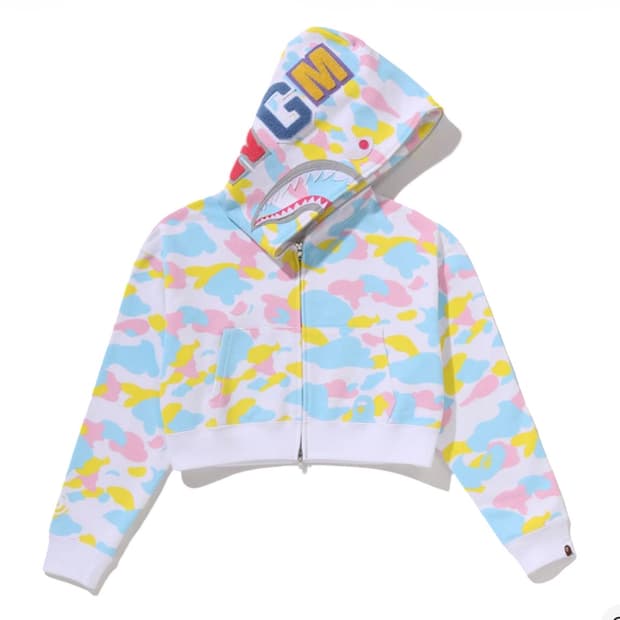 베이프 뉴 멀티 카모 샤크 크롭 풀 집 후드 화이트