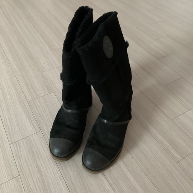 토리버치 스웨이드 블랙부츠 240