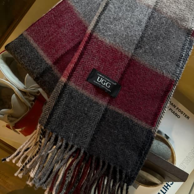 어그 램스울머플러