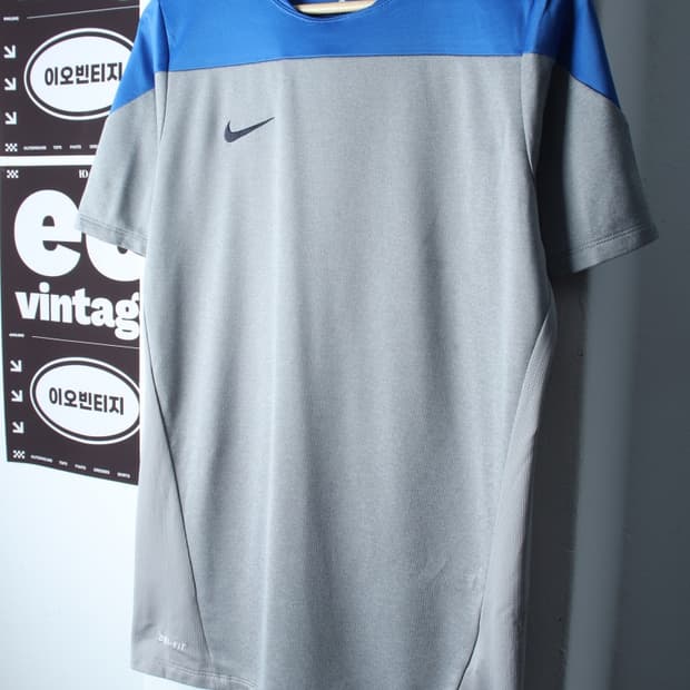 (XL) 나이키 반팔 티셔츠 축구 풋살 기능성 그레이-H36796