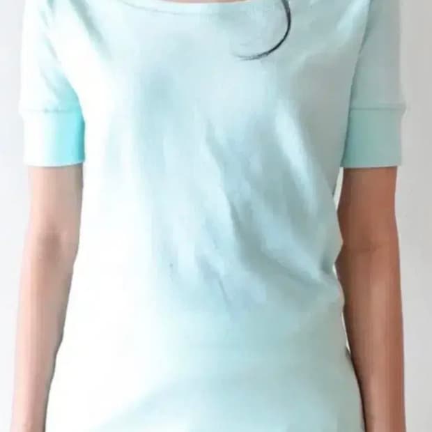 샵페어리 rib half top 민트 구해요