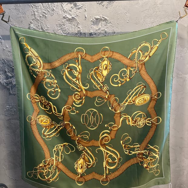 에르메스 클래식 마구 패턴 실크 스카프 그린 90