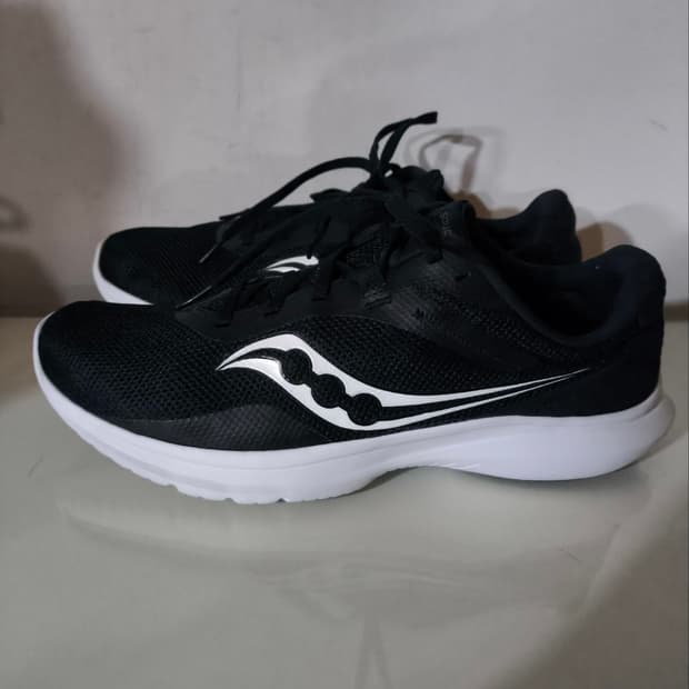 270mm 써코니 컨버전스 런닝화