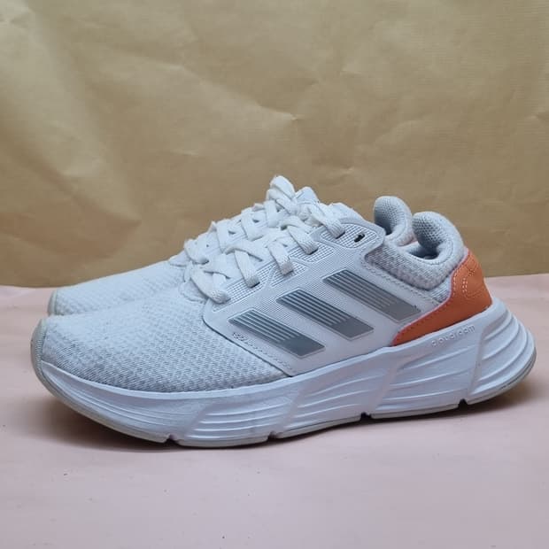 아디다스 갤럭시6  런닝화 250