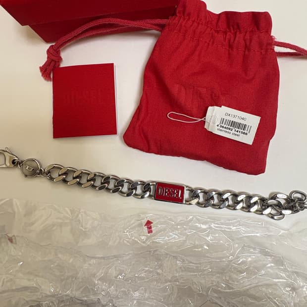 Diesel 팔찌 판매합니다