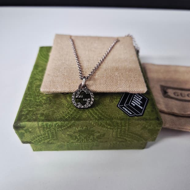 구찌 인터로킹 목걸이