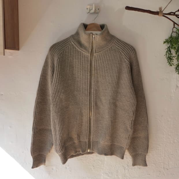 스테판 슈나이더 알파카 니트 집업