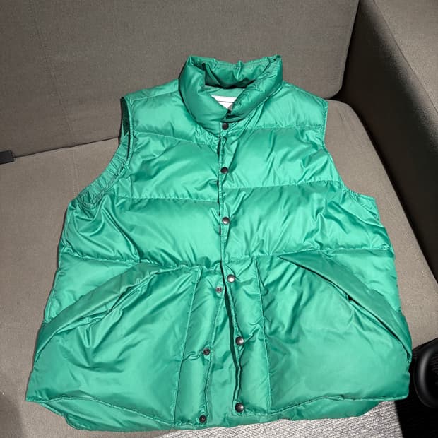 (L) 블랙아웃 구스다운 패딩베스트