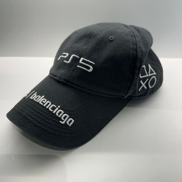 발렌시아가 플레이스테이션 5 볼캡