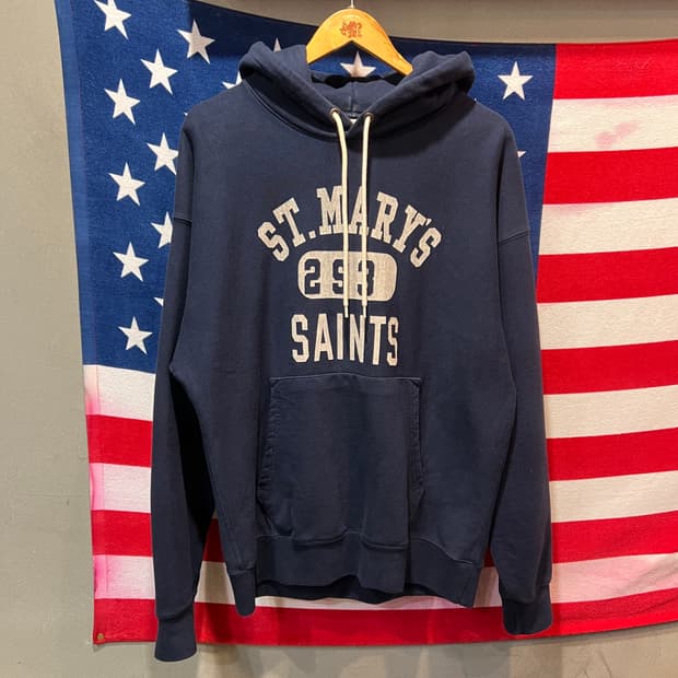 아웃스탠딩 후드티 네이비