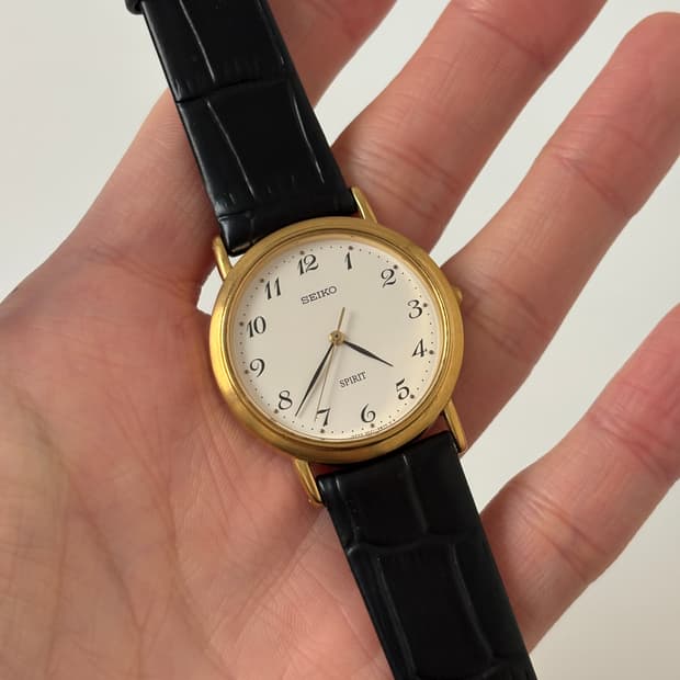 1990s Spirit Arabic Index Gold Quartz