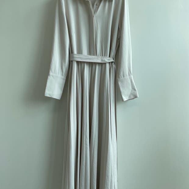 마시모두띠 (Massimo Dutti)66 새원피스 