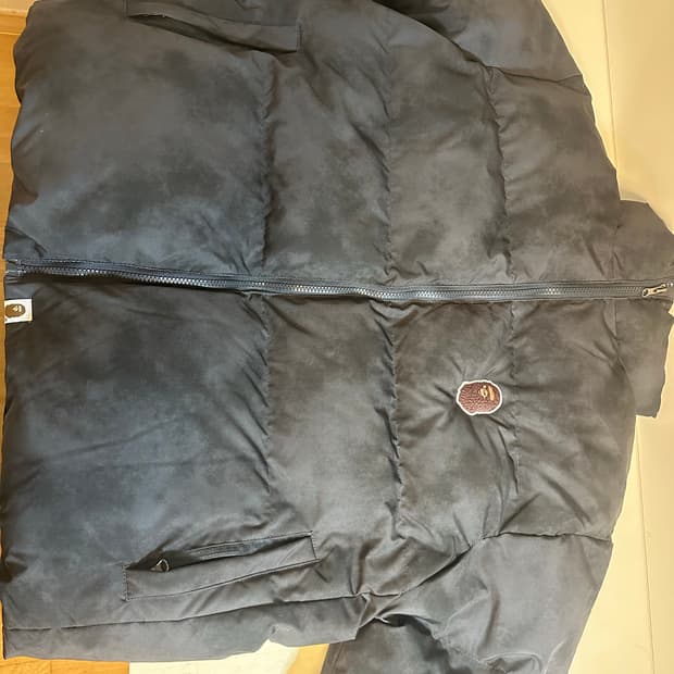 베이프 로고 빈티지 워싱 패딩 먹색