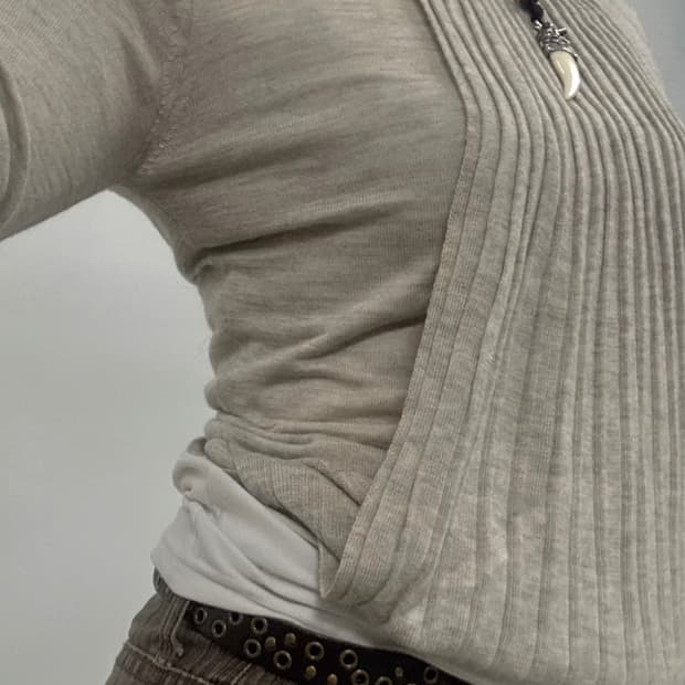 베이지 레이어드 니트