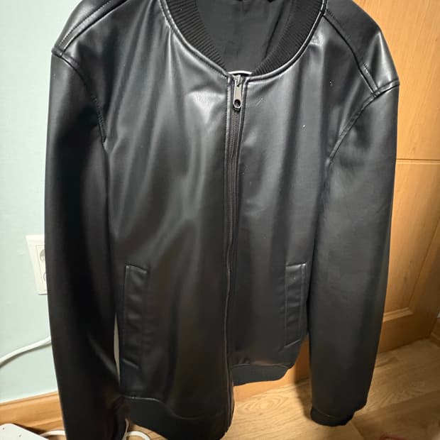 Zara 가죽자켓