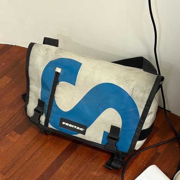 프라이탁 joe 메신저백