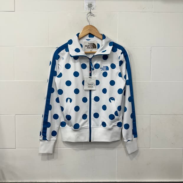 노스페이스 땡땡이 져지