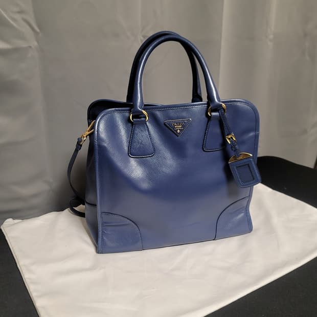 프라다 가방,크로스백토트백(디올샤넬보테가루이비통구찌셀린느생로랑발렌시아가