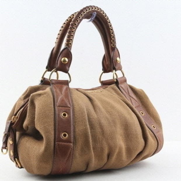 Miumiu 벌룬 토트백