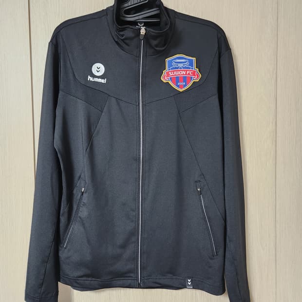 험멜 수원FC 트레이닝 상의 사이즈L