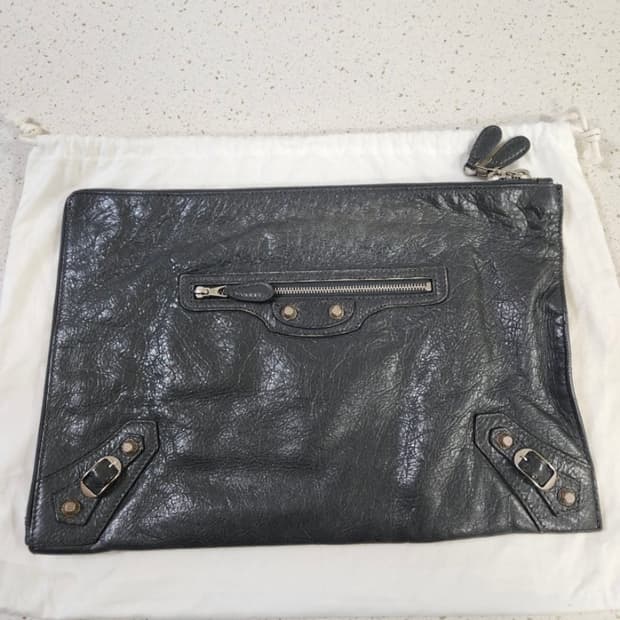 발렌시아가 balenciaga 모터 클러치