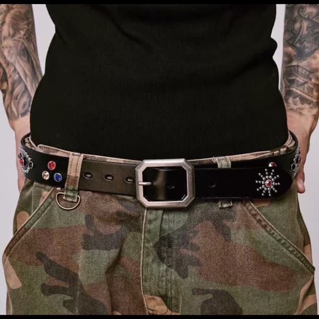 Vintage stud leather velt