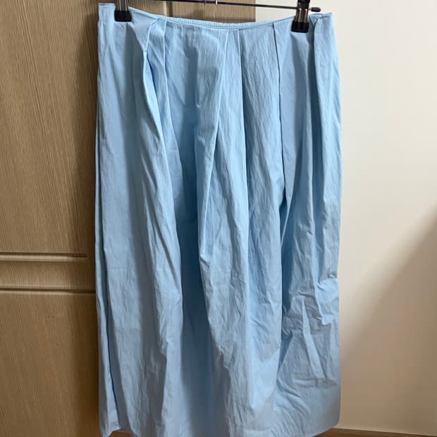 nyunyu toolong skirt